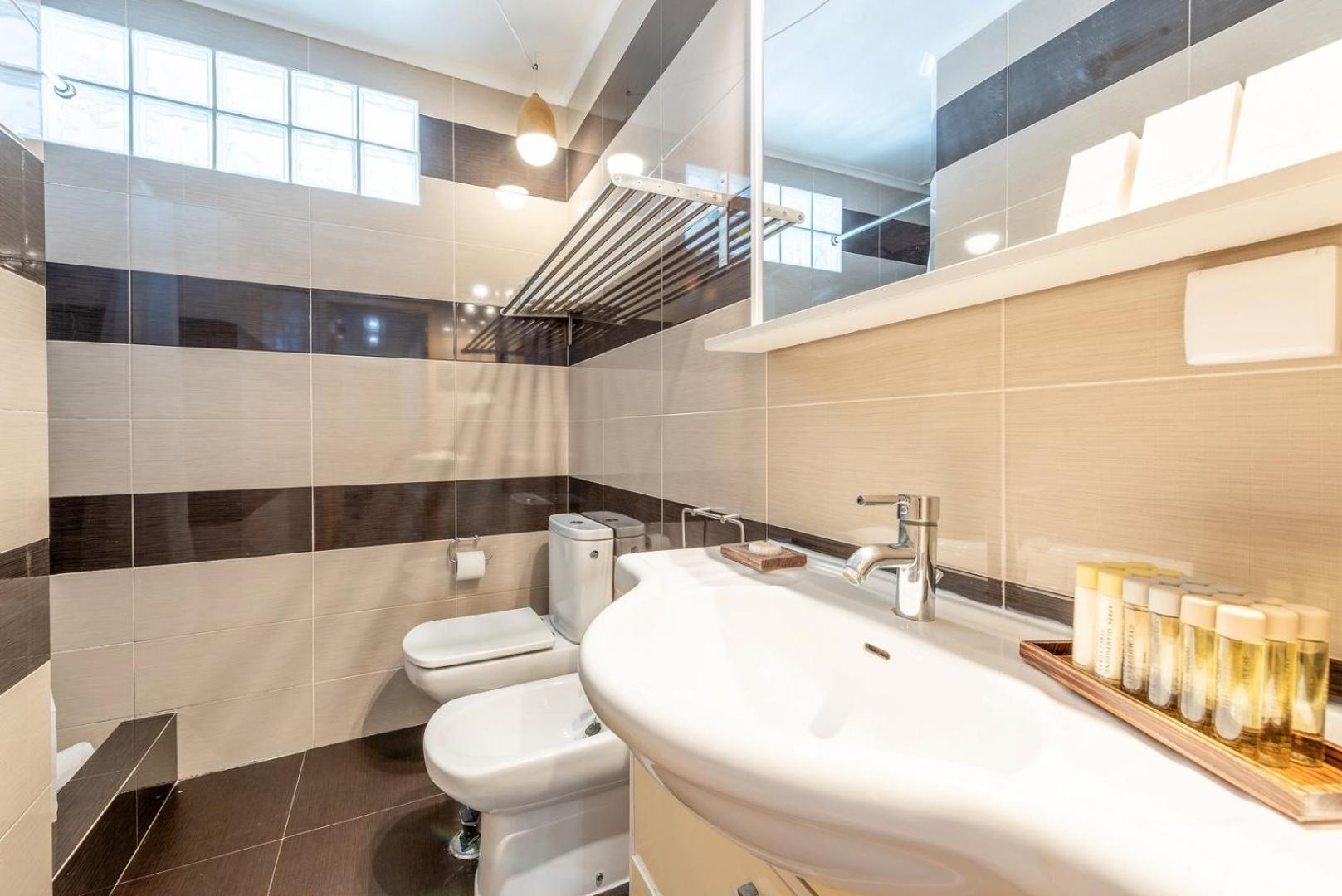 Guestready - Porta De Alfama, For Up To 6 Guests! Lejlighed Lisboa Eksteriør billede